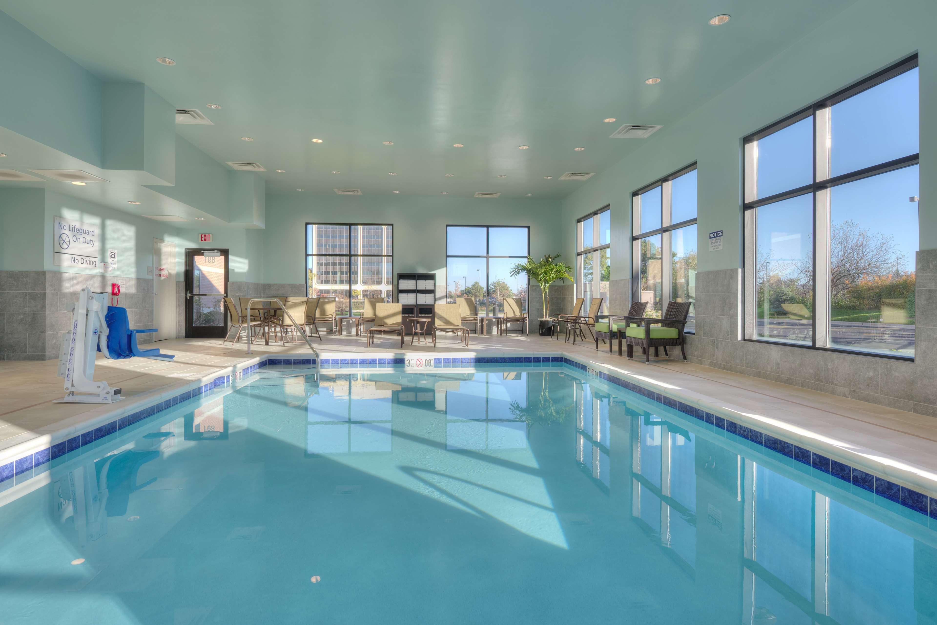 Hampton Inn & Suites By Hilton Chicago Schaumburg Il Buitenkant foto