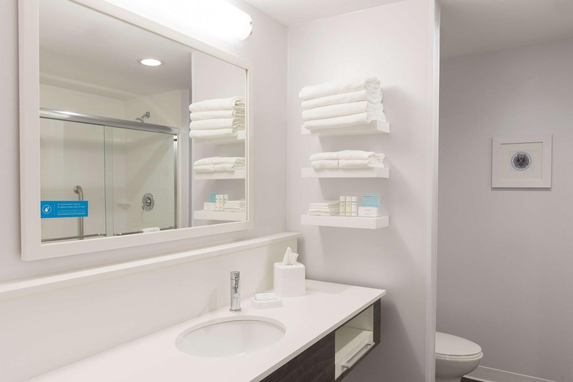 Hampton Inn & Suites By Hilton Chicago Schaumburg Il Buitenkant foto